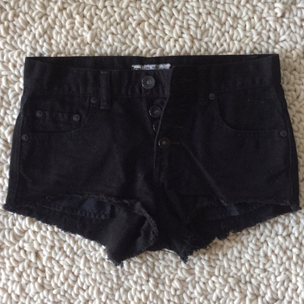 Free people button front denim shorts WORN ONCE